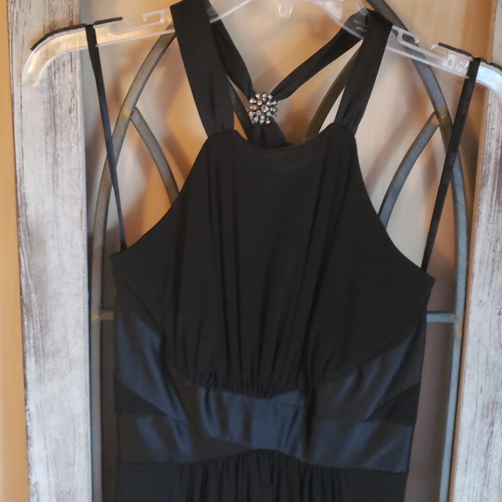 Laundry by Shelli Segal evening dress
